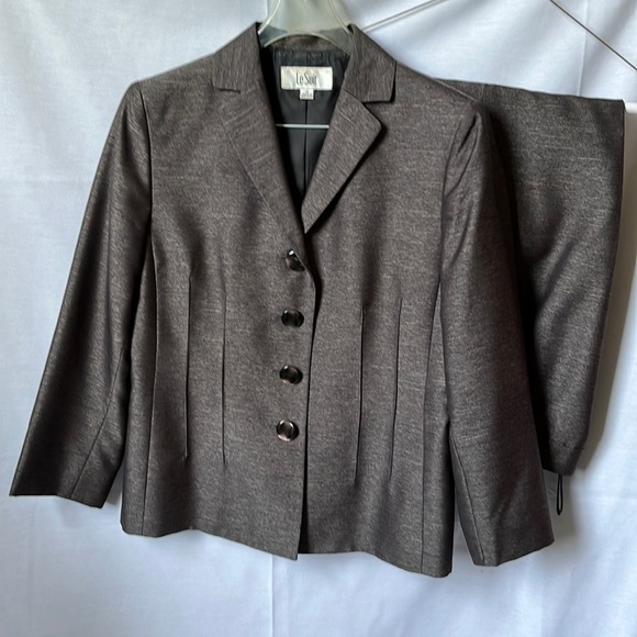 Le Suit Brown Pantsuit Shimmery Lightweight - Picture 1 of 10